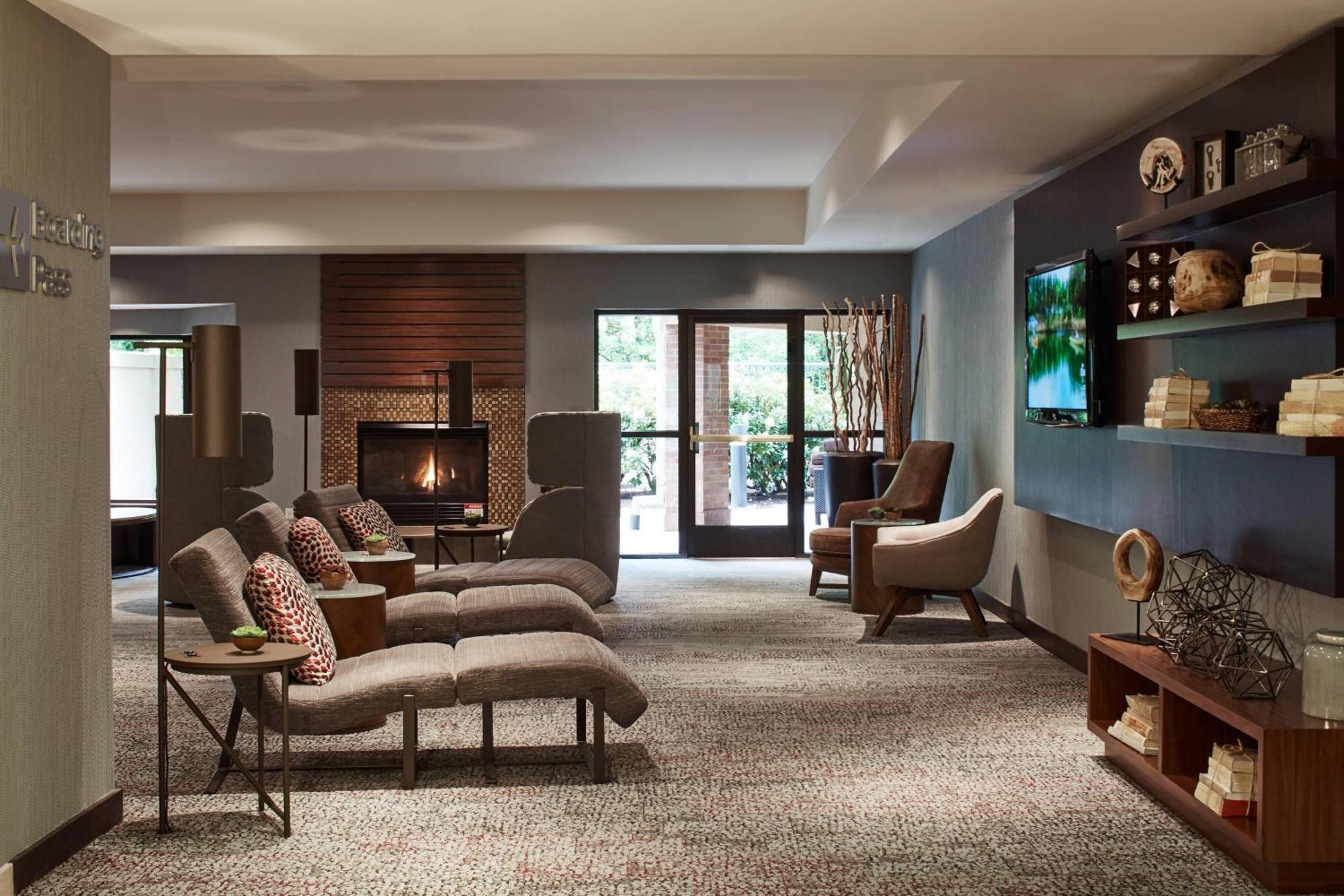 Courtyard By Marriott Portland Southeast/Clackamas Exterior foto