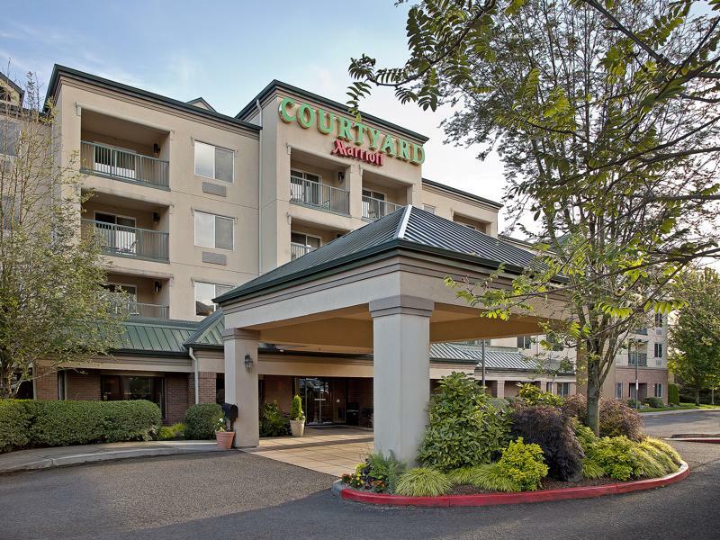 Courtyard By Marriott Portland Southeast/Clackamas Exterior foto